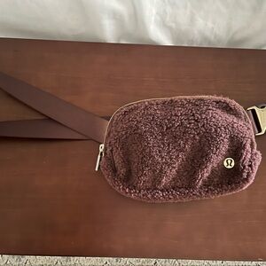 NWOT lululemon fleece belt bag